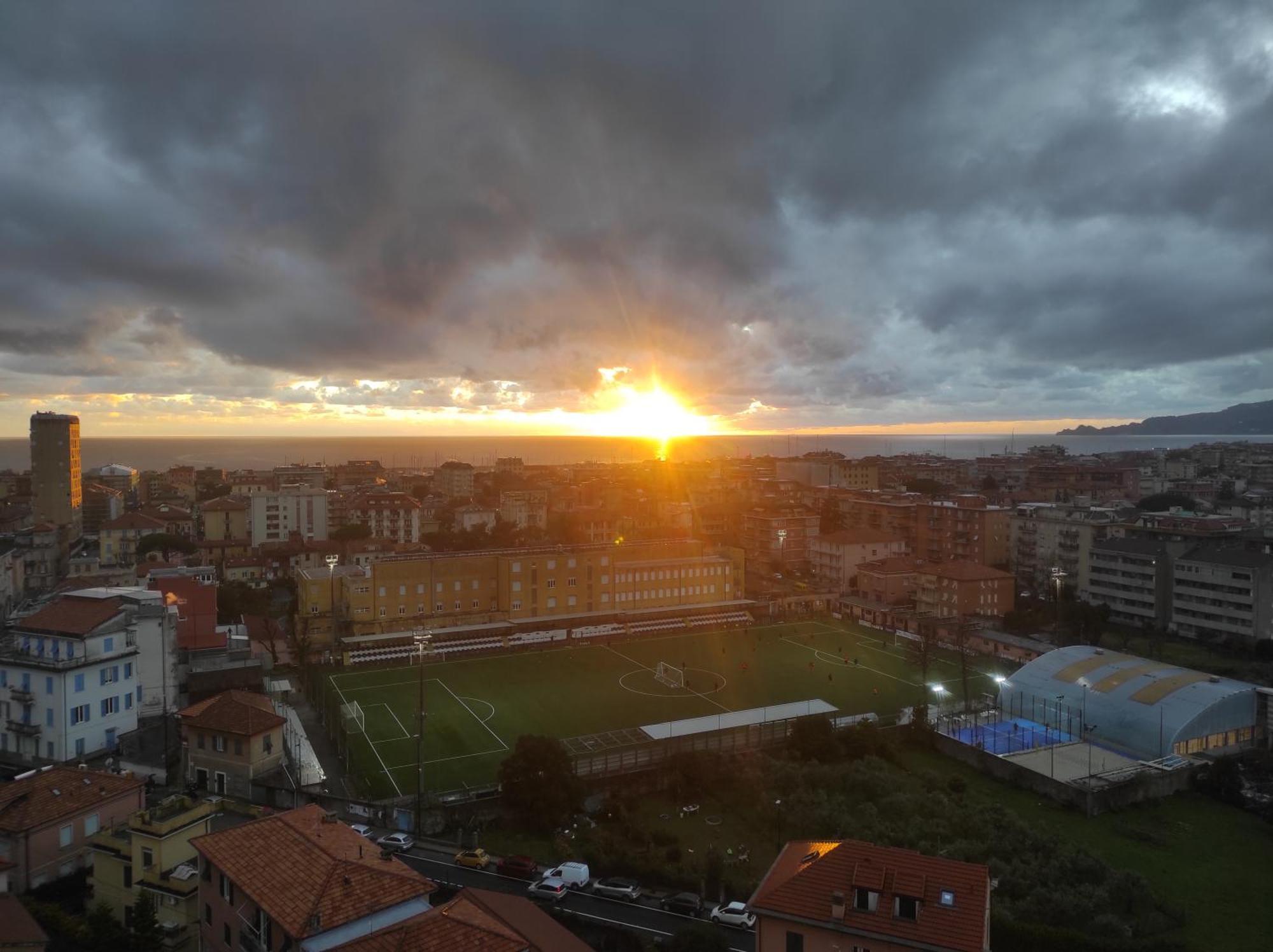 Appartement Super Vista Al Grattacielo Di Lavagna Extérieur photo